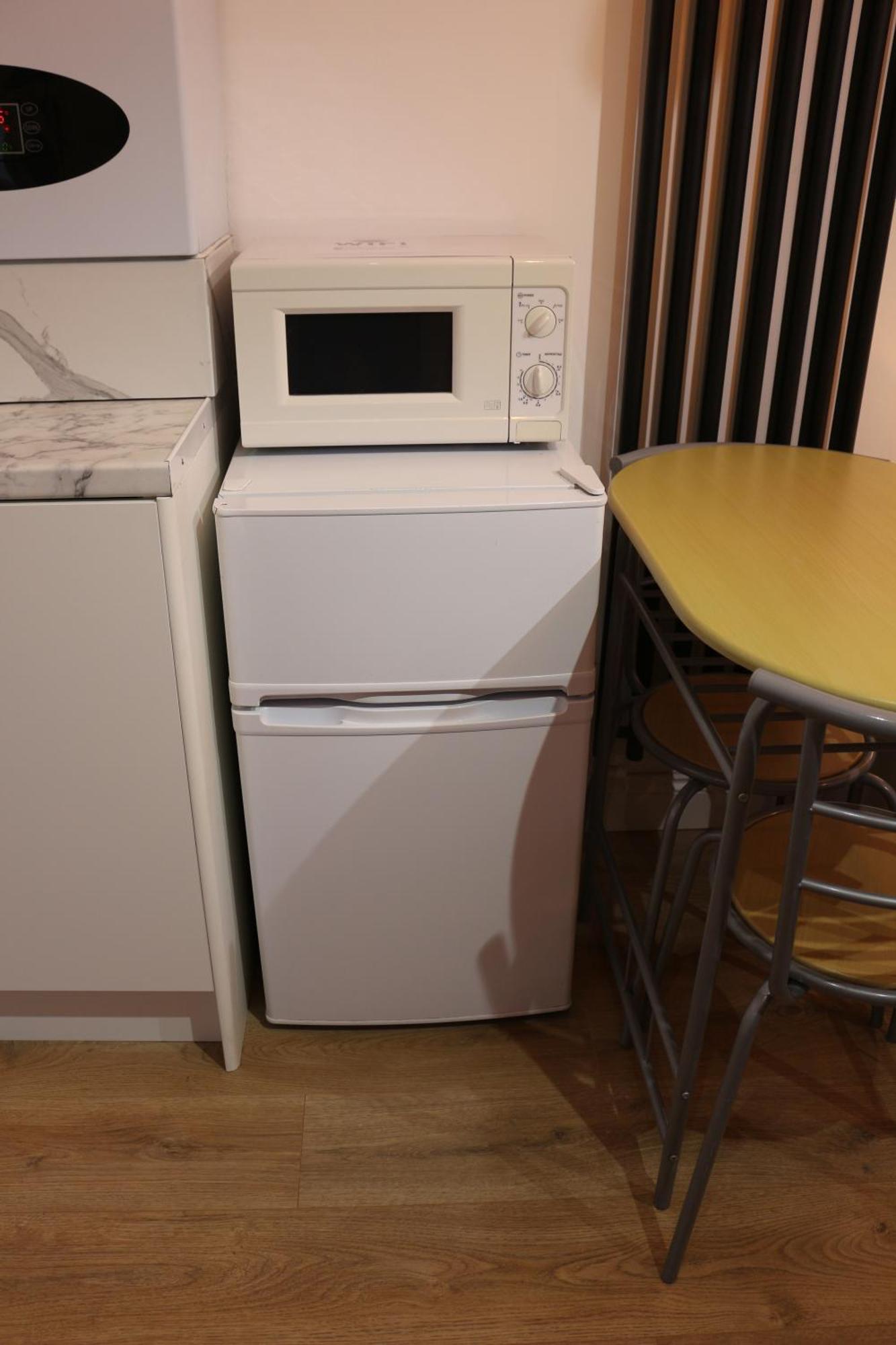 Self Contained, Double Bed Studio, Private Kitchen, Private Bath, Walking Distance To Harry Potter Watford (Hertfordshire) Exterior foto